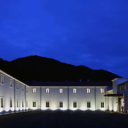 Hotel Seleni Suites Boutique Deluxe 4*