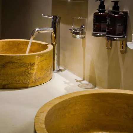 Seleni Suites Boutique Deluxe Vytina