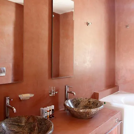 Seleni Suites Boutique Deluxe 4*