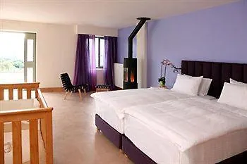 Seleni Suites Boutique Deluxe ホテル