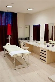 Seleni Suites Boutique Deluxe 4* 维蒂纳