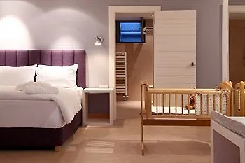 Seleni Suites Boutique Deluxe 酒店